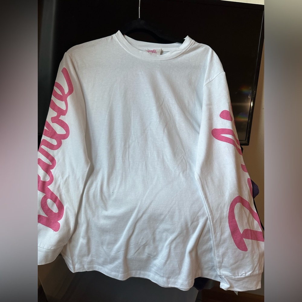 Barbie shirt, worn only once! Size S